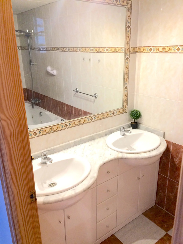 For sale - 3 Bedroom 3 Bathroom Town House in Playa Flamenca - Costa Blanca  - Alicante