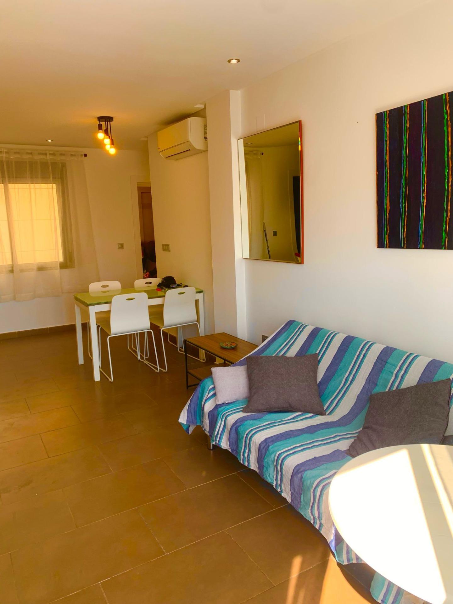 For sale - 2 Bedroom 1 Bathroom Apartment in Guardamar del Segura - Pueblo  - Alicante