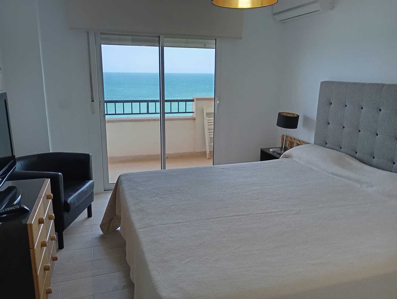 For sale - 3 Bedroom 2 Bathroom Apartment in Mil Palmeras - Costa Blanca  - Alicante