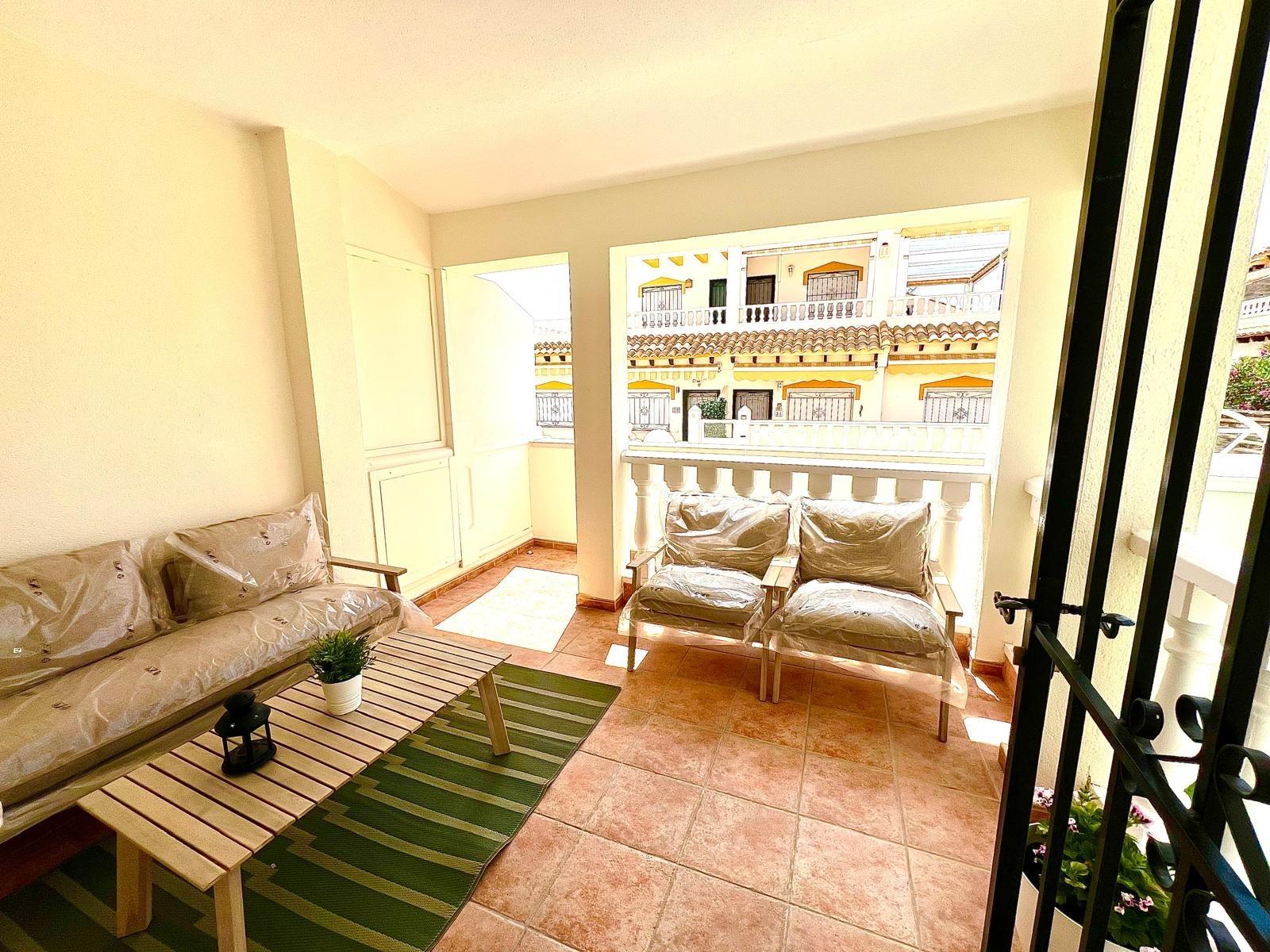 For sale - 3 Bedroom 2 Bathroom Town House in Orihuela - Urbanización Perla Del Mar  - Alicante
