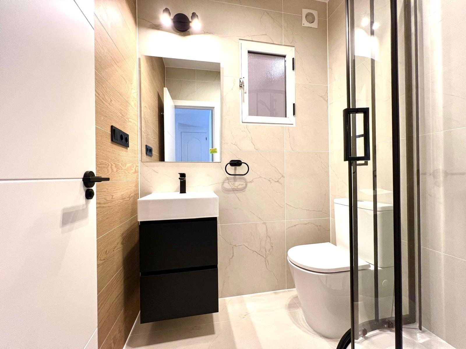 For sale - 3 Bedroom 2 Bathroom Town House in Orihuela - Urbanización Perla Del Mar  - Alicante