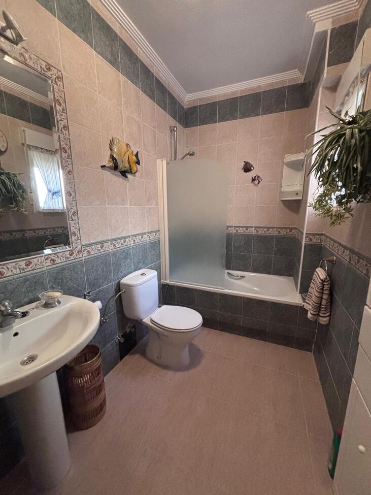 For sale - 2 Bedroom 2 Bathroom Town House in Villamartin - Costa Blanca  - Alicante