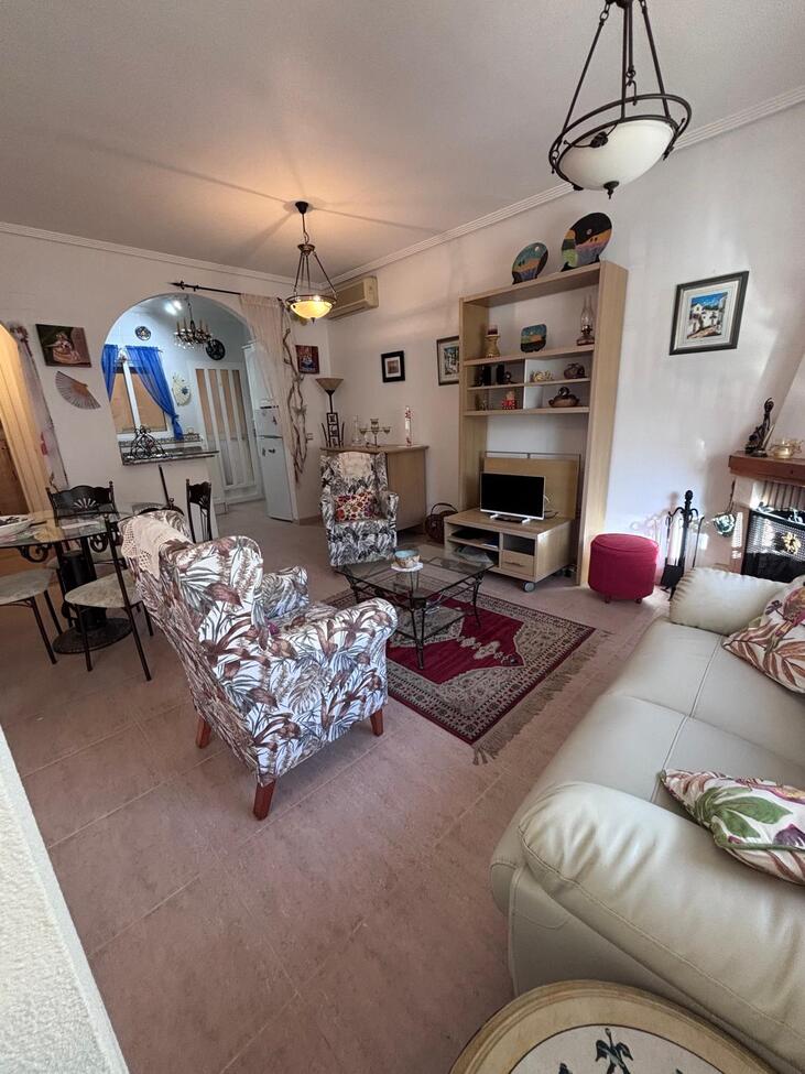 For sale - 2 Bedroom 2 Bathroom Town House in Villamartin - Costa Blanca  - Alicante