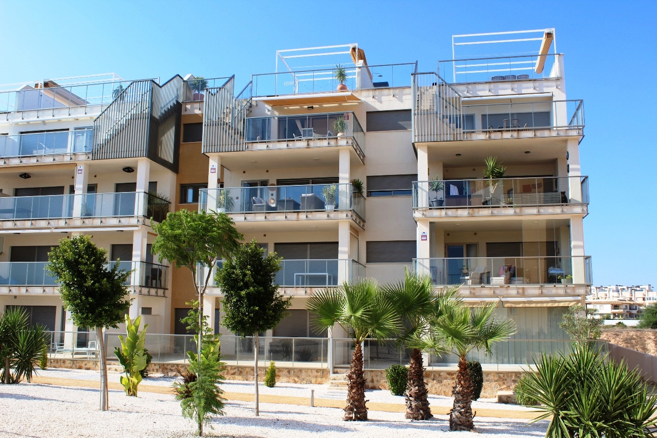 For sale - 2 Bedroom 2 Bathroom Apartment in Villamartin - Costa Blanca  - Alicante