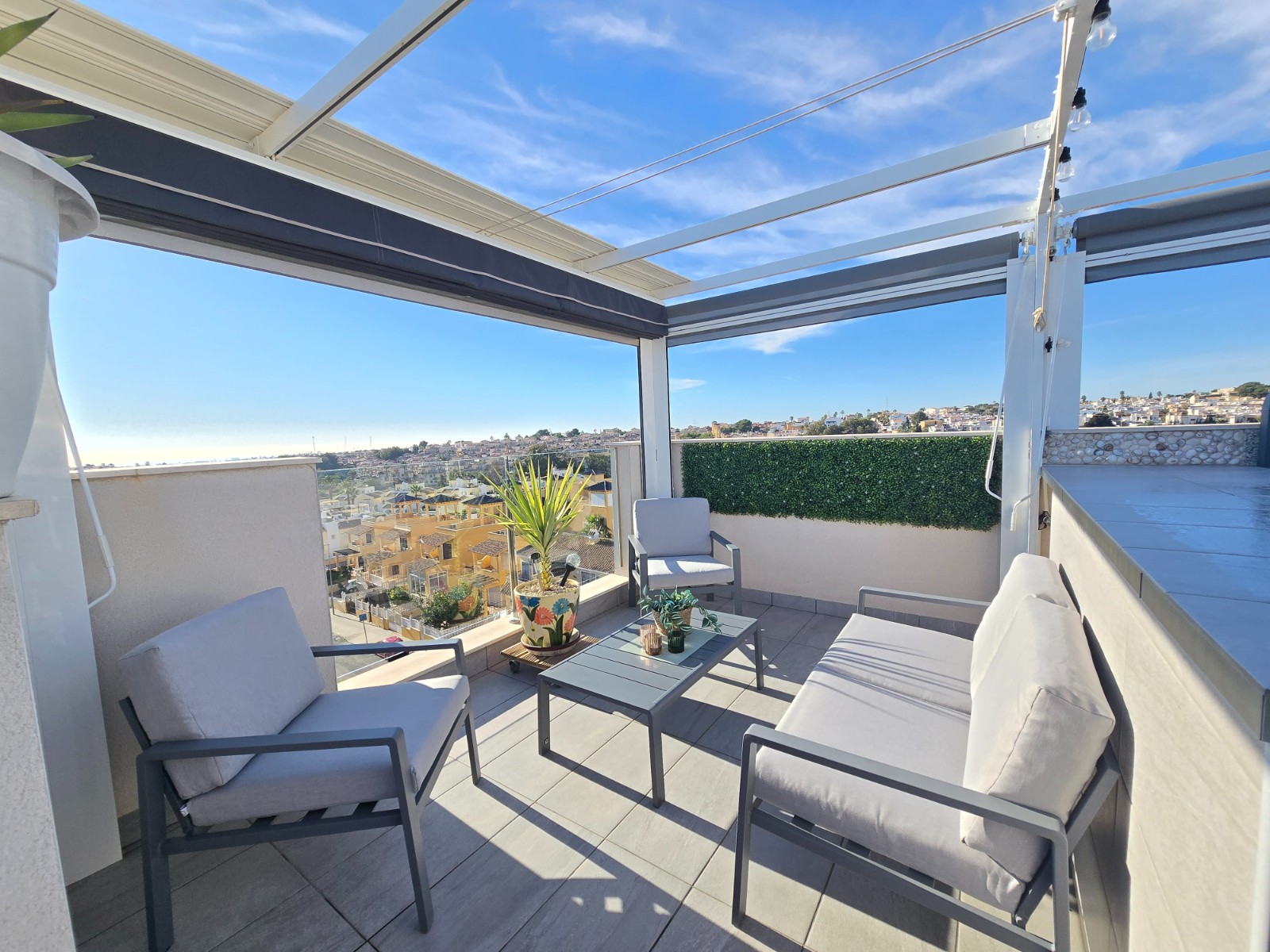 For sale - 2 Bedroom 2 Bathroom Apartment in Orihuela Costa - Costa Blanca  - Alicante