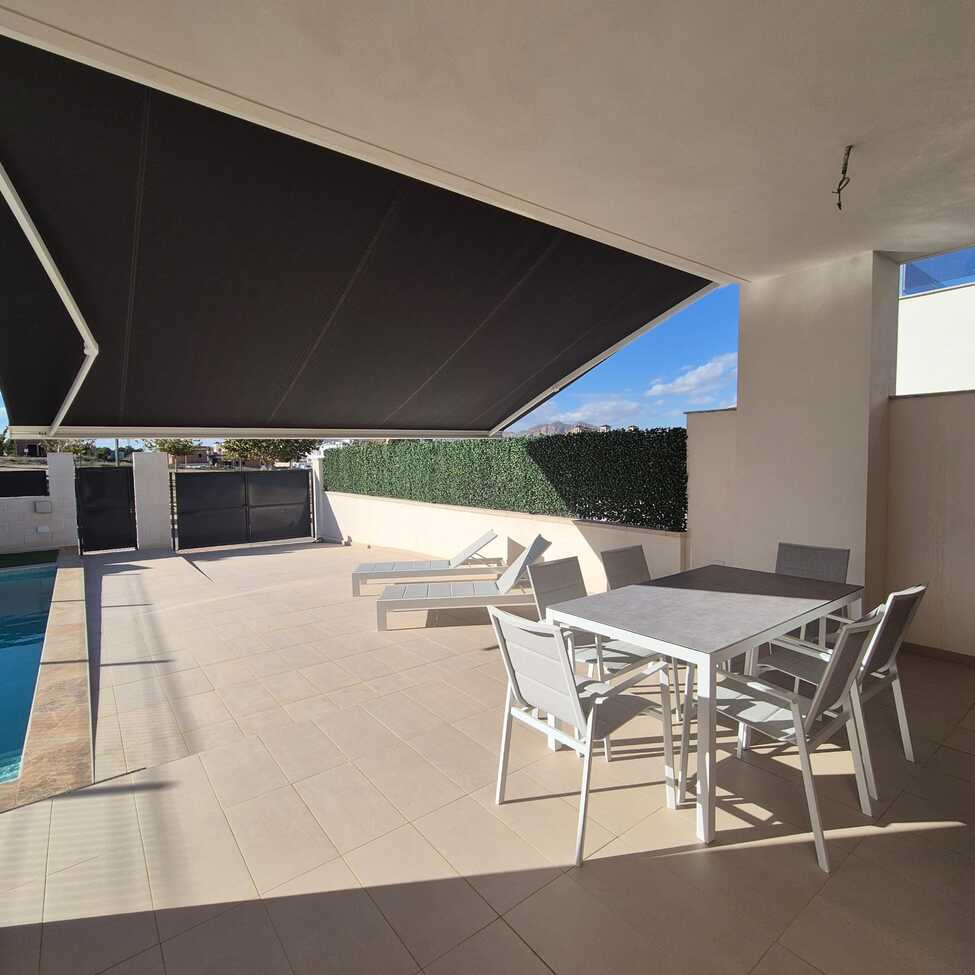 For sale - 3 Bedroom 3 Bathroom Villa in Bigastro - Inland  - Alicante