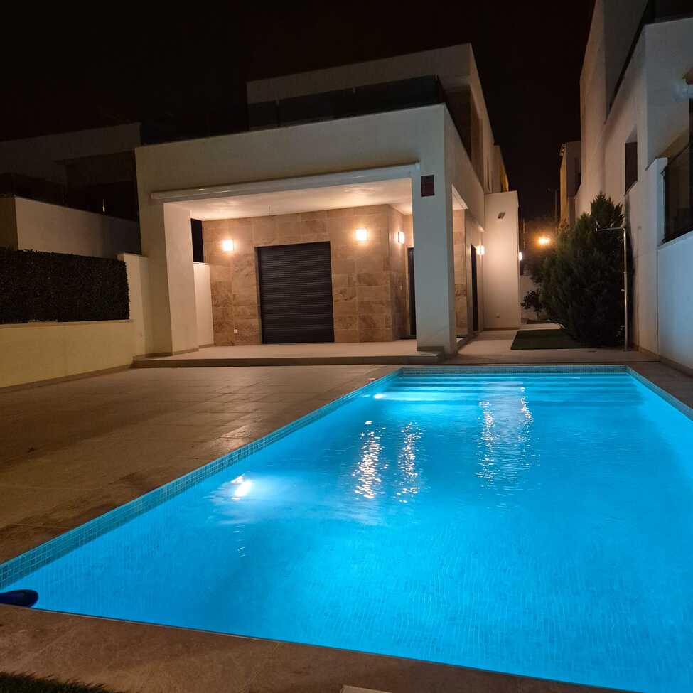 For sale - 3 Bedroom 3 Bathroom Villa in Bigastro - Inland  - Alicante