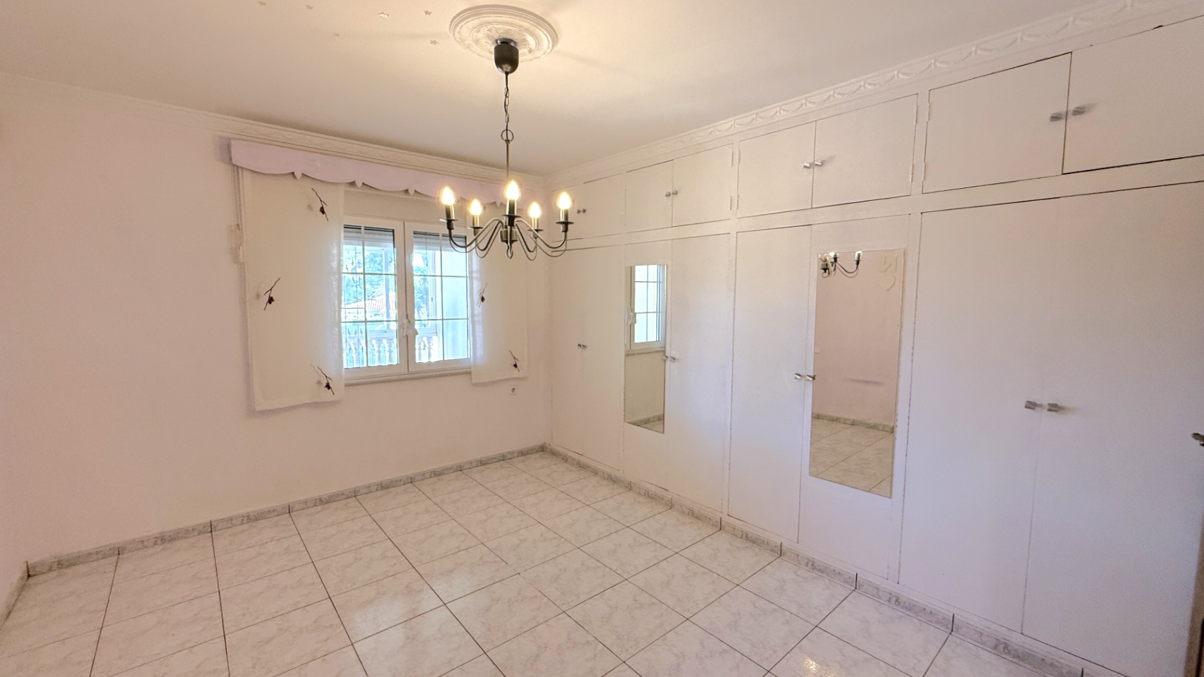 For sale - 4 Bedroom 3 Bathroom Villa in Pilar de La Horadada - Costa Blanca  - Alicante