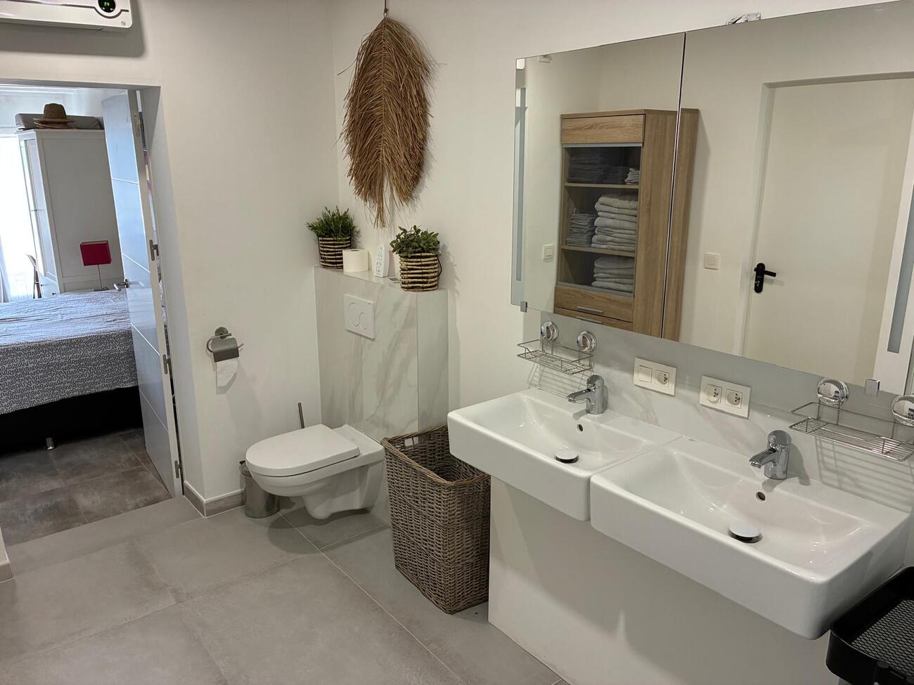 For sale - 5 Bedroom 2 Bathroom Villa in Crevillent - Costa Blanca  - Alicante