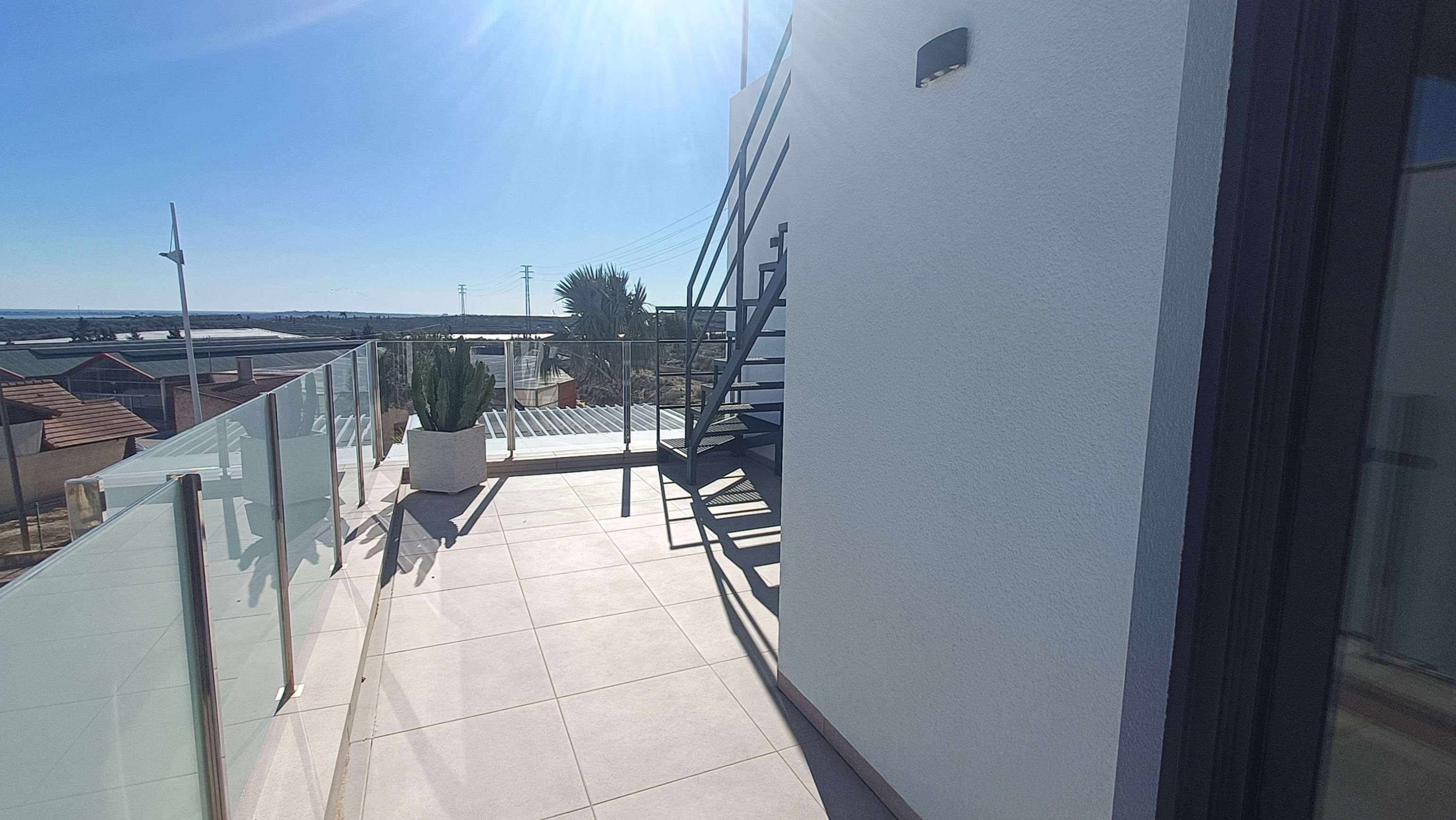 For sale - 3 Bedroom 3 Bathroom Villa in Algorfa - Inland  - Alicante