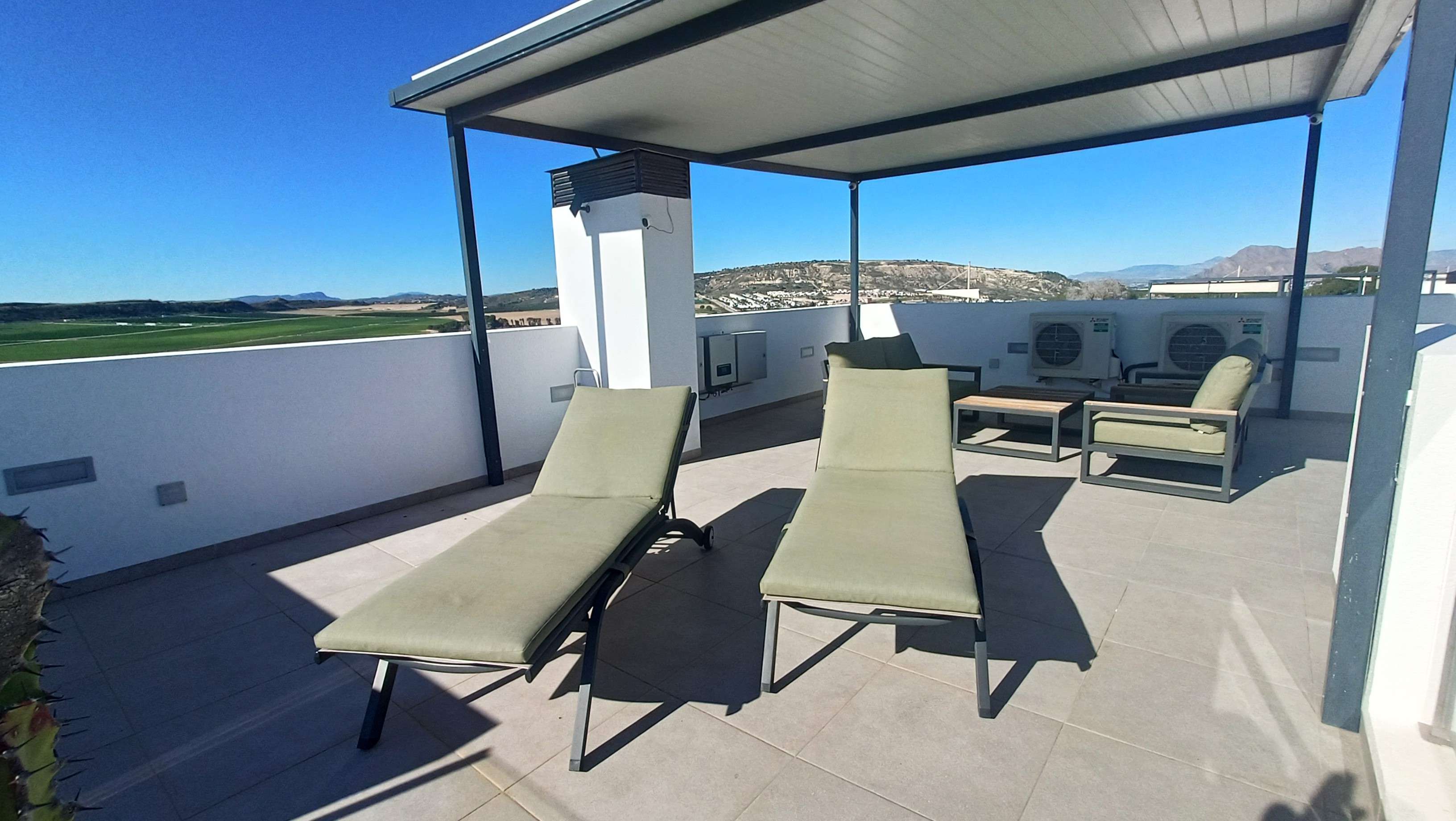 For sale - 3 Bedroom 3 Bathroom Villa in Algorfa - Inland  - Alicante