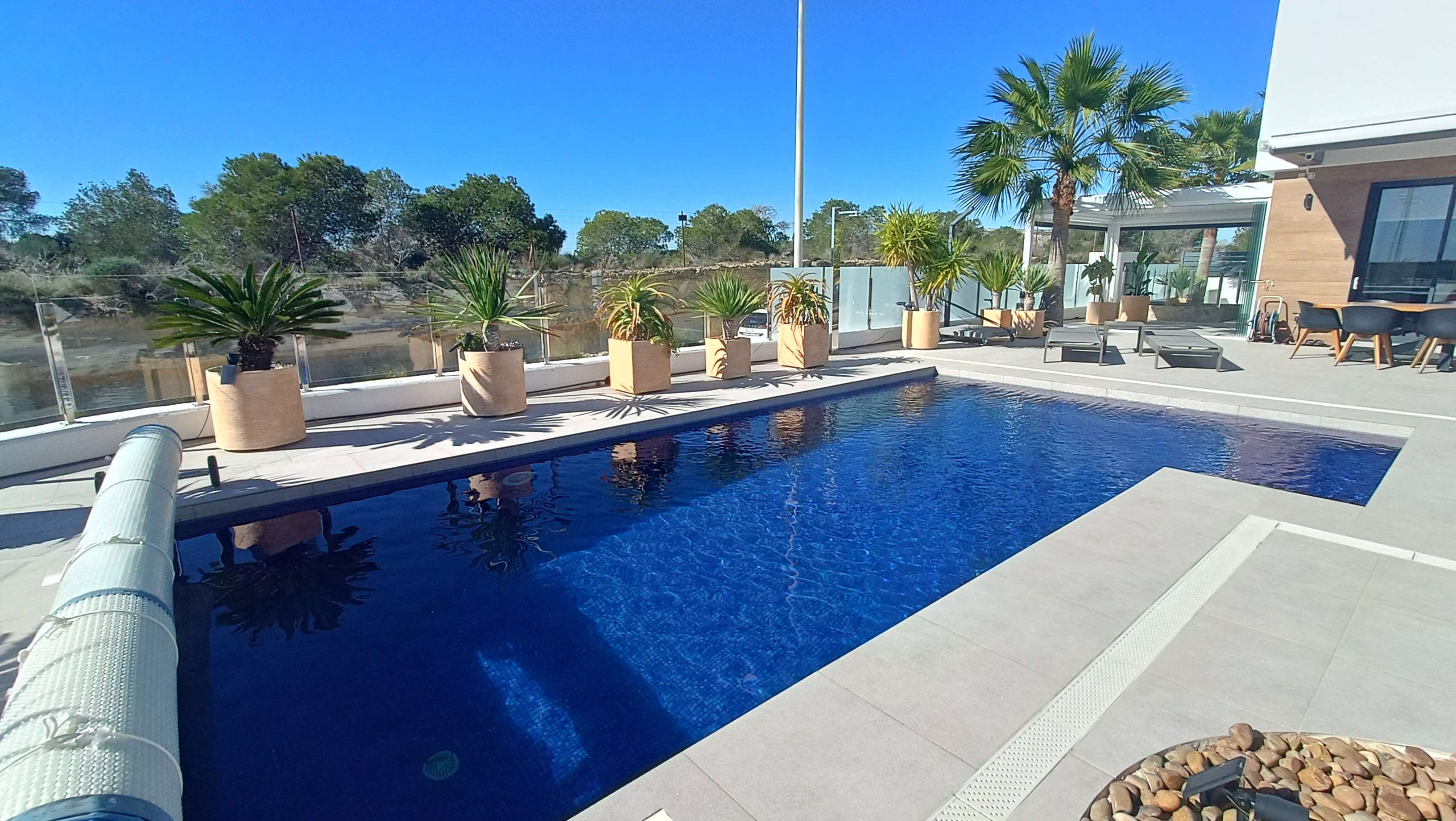 For sale - 3 Bedroom 3 Bathroom Villa in Algorfa - Inland  - Alicante