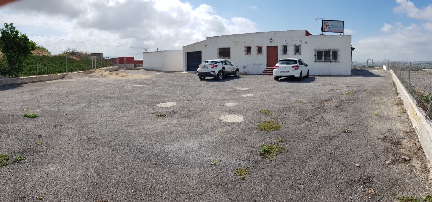 For sale - 2 Bedroom 2 Bathroom Finca in Los Montesinos - Los Montesinos  - Alicante