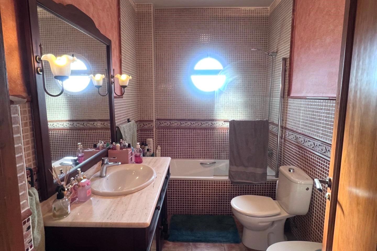 For sale - 5 Bedroom 3 Bathroom Villa in Orihuela - Desamparados-hurchillo-torremendo  - Alicante