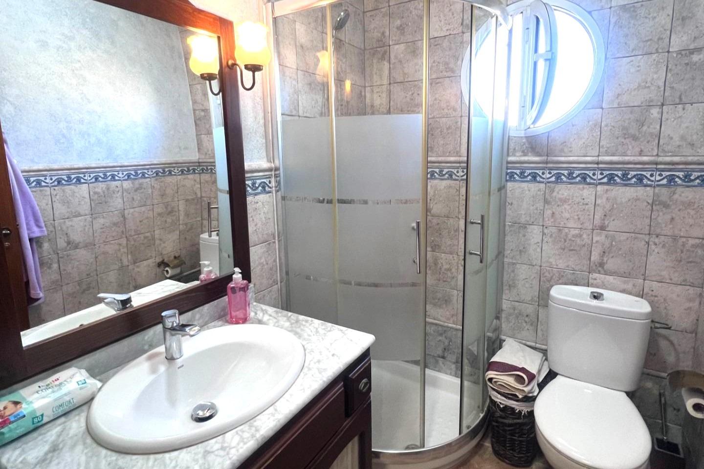 For sale - 5 Bedroom 3 Bathroom Villa in Orihuela - Desamparados-hurchillo-torremendo  - Alicante