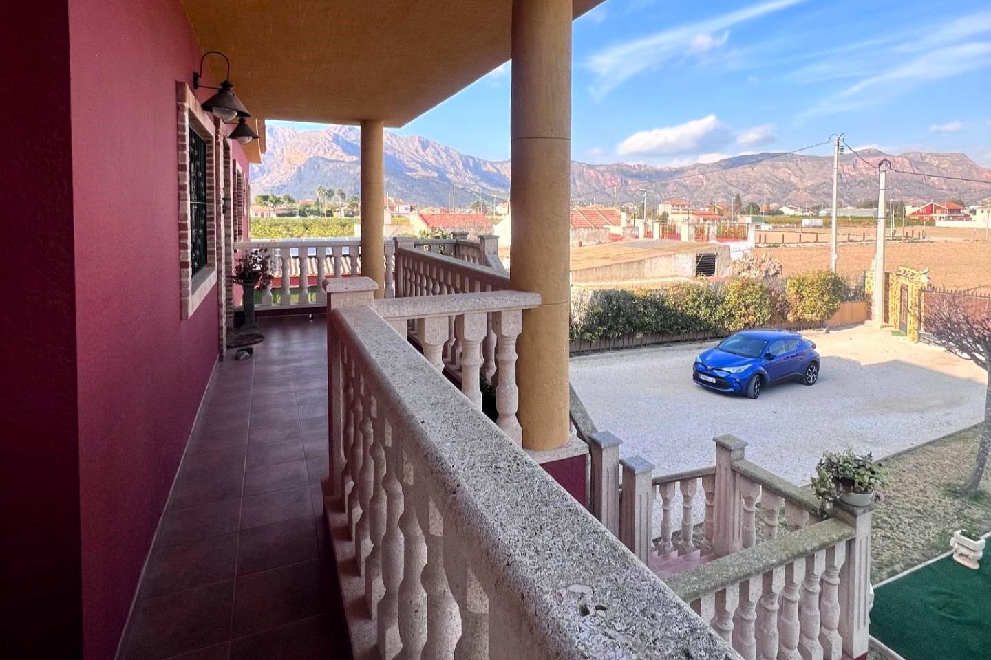 For sale - 5 Bedroom 3 Bathroom Villa in Orihuela - Desamparados-hurchillo-torremendo  - Alicante