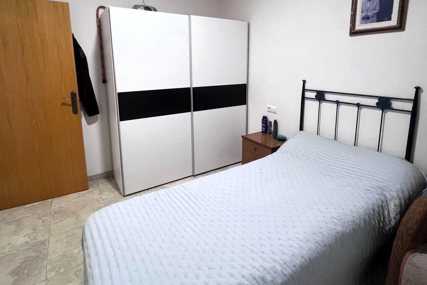 For sale - 5 Bedroom 3 Bathroom Villa in Orihuela - Desamparados-hurchillo-torremendo  - Alicante