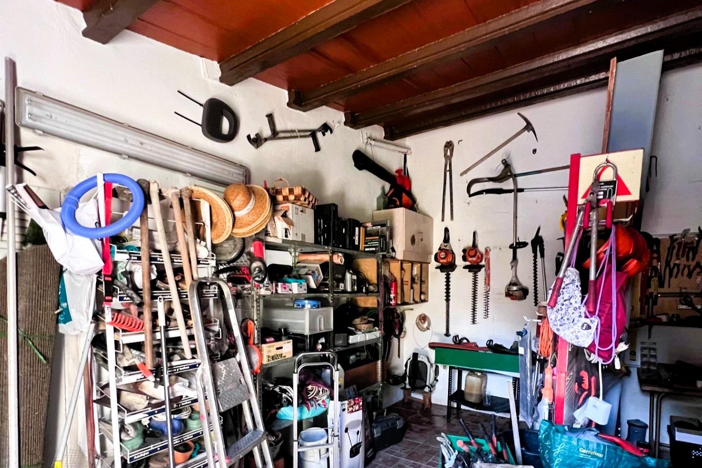 For sale - 5 Bedroom 3 Bathroom Villa in Orihuela - Desamparados-hurchillo-torremendo  - Alicante