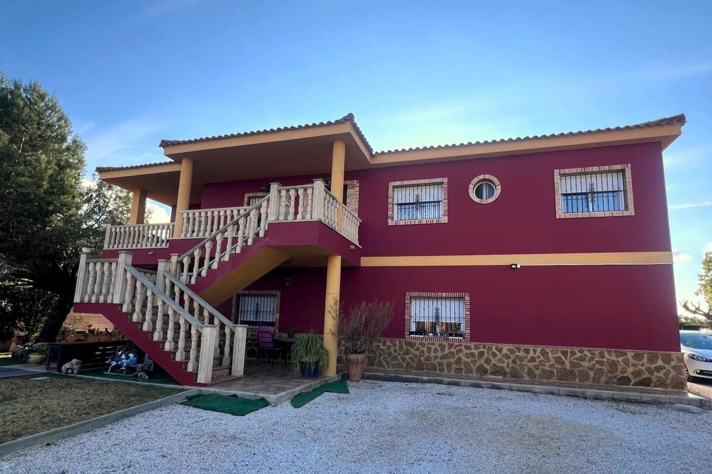 For sale - 5 Bedroom 3 Bathroom Villa in Orihuela - Desamparados-hurchillo-torremendo  - Alicante