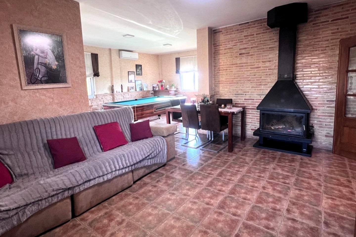 For sale - 5 Bedroom 3 Bathroom Villa in Orihuela - Desamparados-hurchillo-torremendo  - Alicante