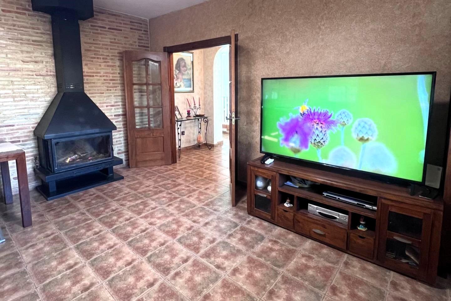 For sale - 5 Bedroom 3 Bathroom Villa in Orihuela - Desamparados-hurchillo-torremendo  - Alicante