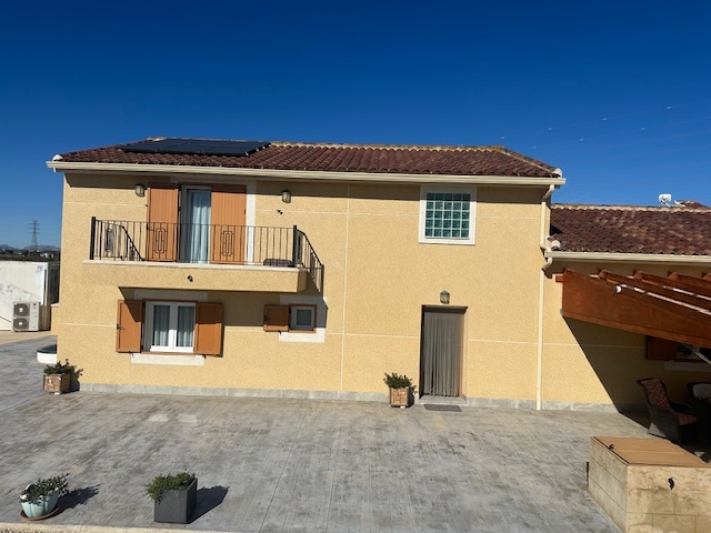 For sale - 5 Bedroom 3 Bathroom Finca in San Miguel de Salinas -  - Alicante