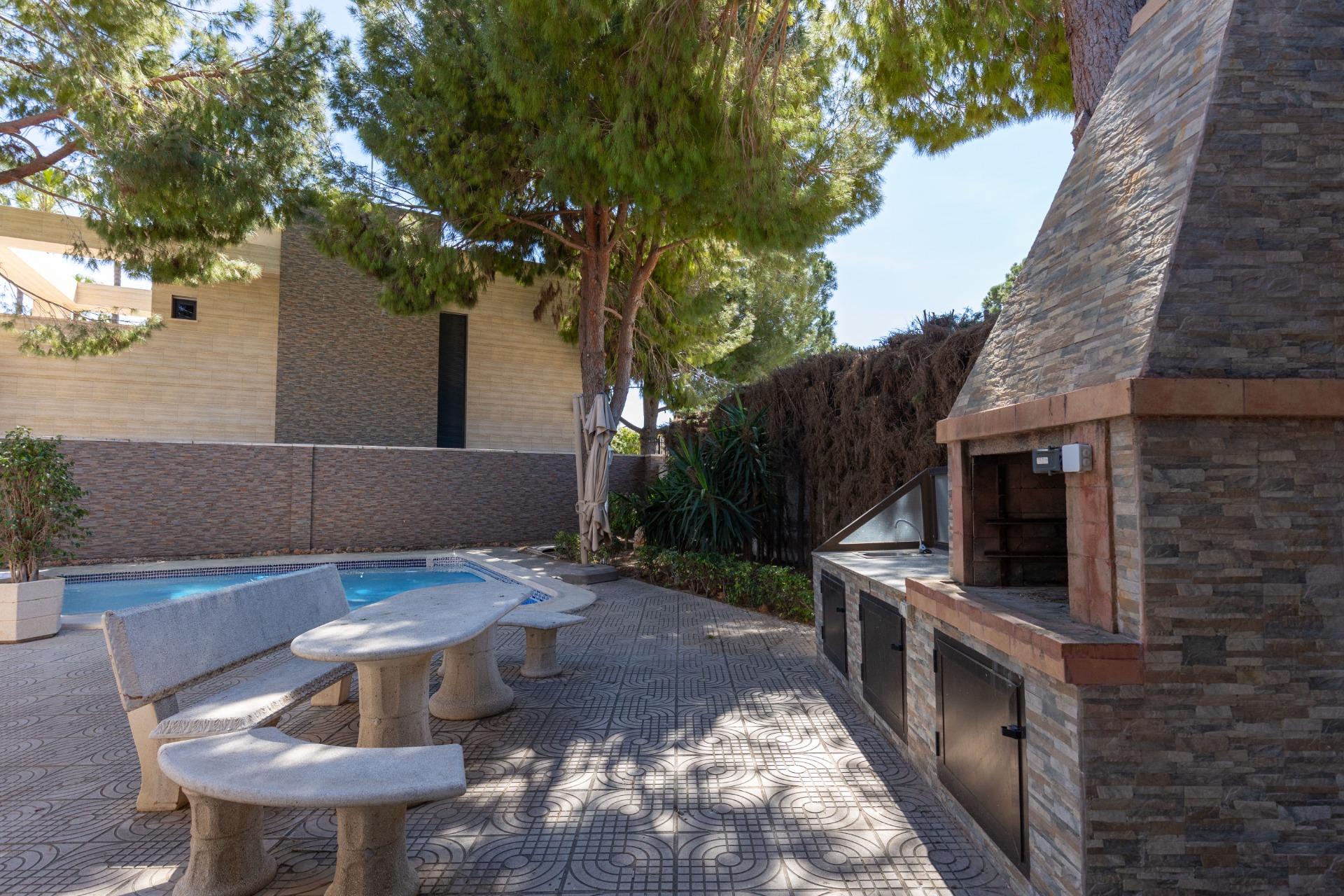 For sale - 5 Bedroom 5 Bathroom Villa in Rojales - Pueblo Bravo  - Alicante