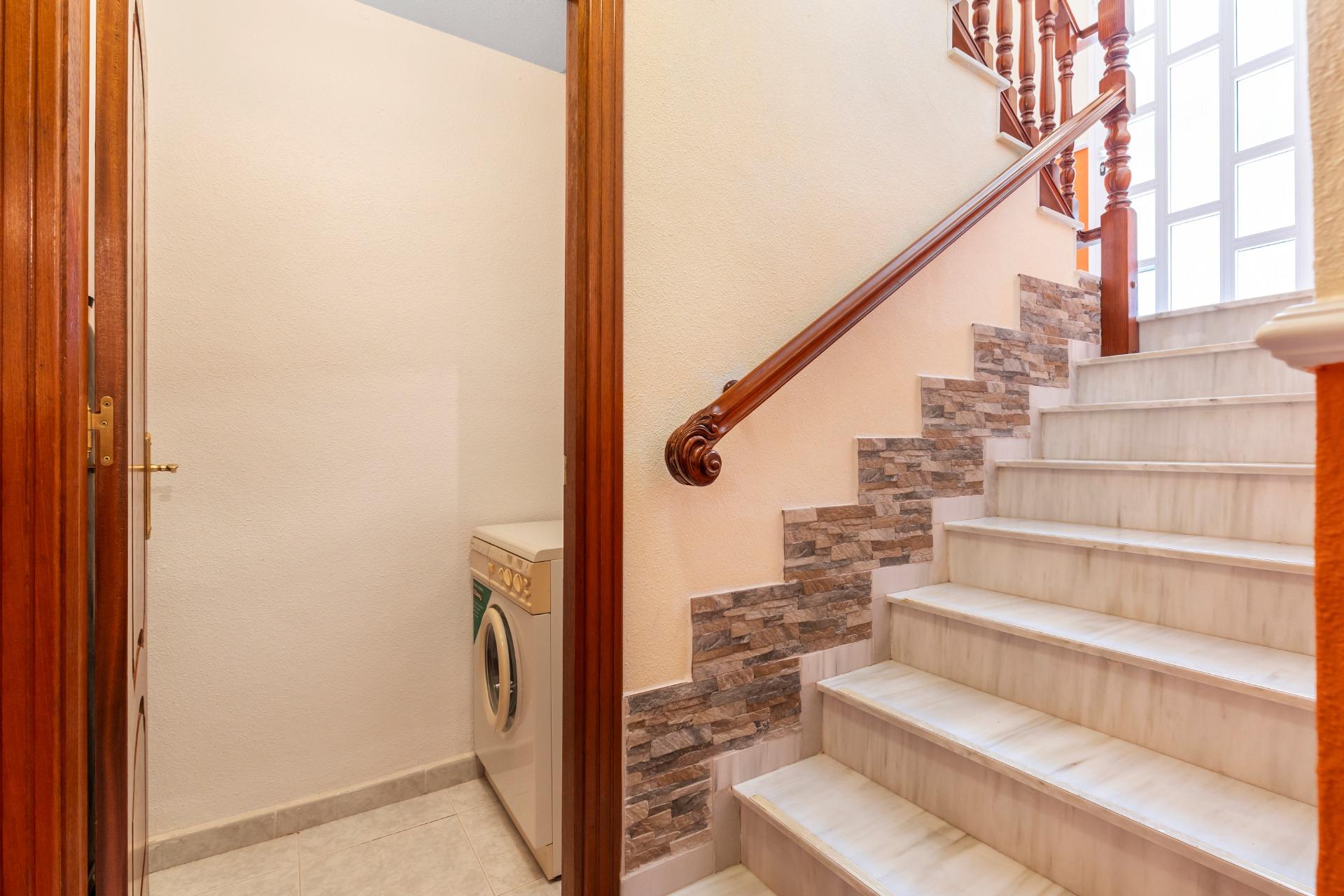 For sale - 5 Bedroom 5 Bathroom Villa in Rojales - Pueblo Bravo  - Alicante