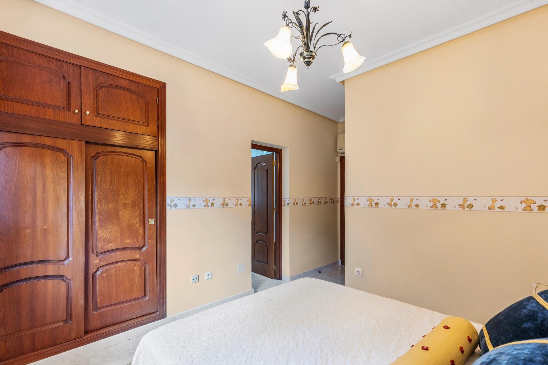 For sale - 5 Bedroom 5 Bathroom Villa in Rojales - Pueblo Bravo  - Alicante