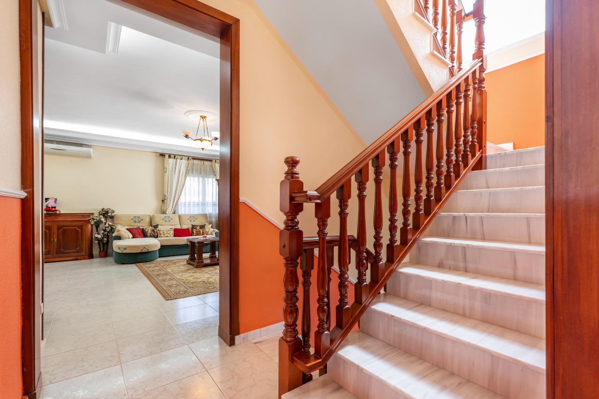 For sale - 5 Bedroom 5 Bathroom Villa in Rojales - Pueblo Bravo  - Alicante