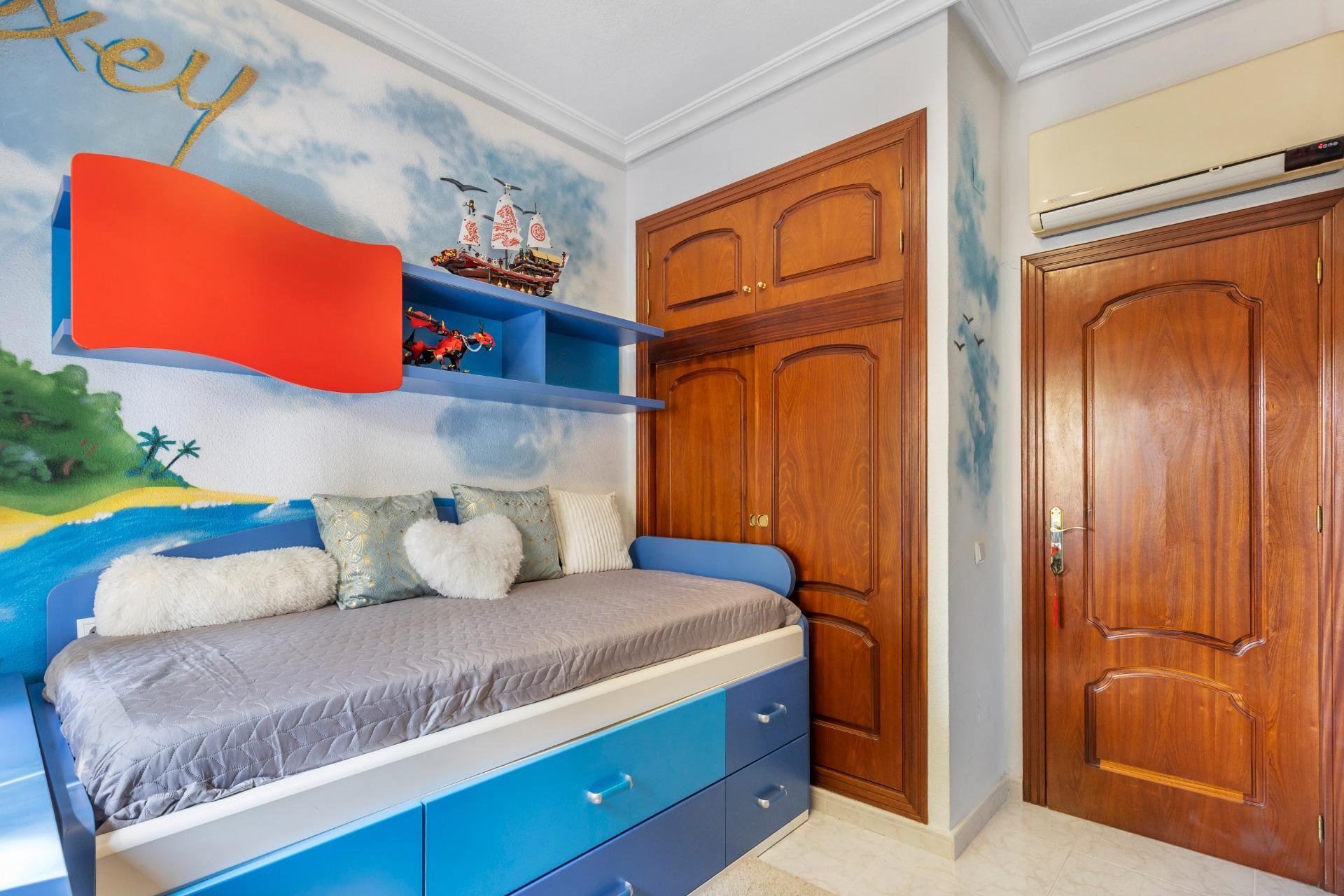 For sale - 5 Bedroom 5 Bathroom Villa in Rojales - Pueblo Bravo  - Alicante