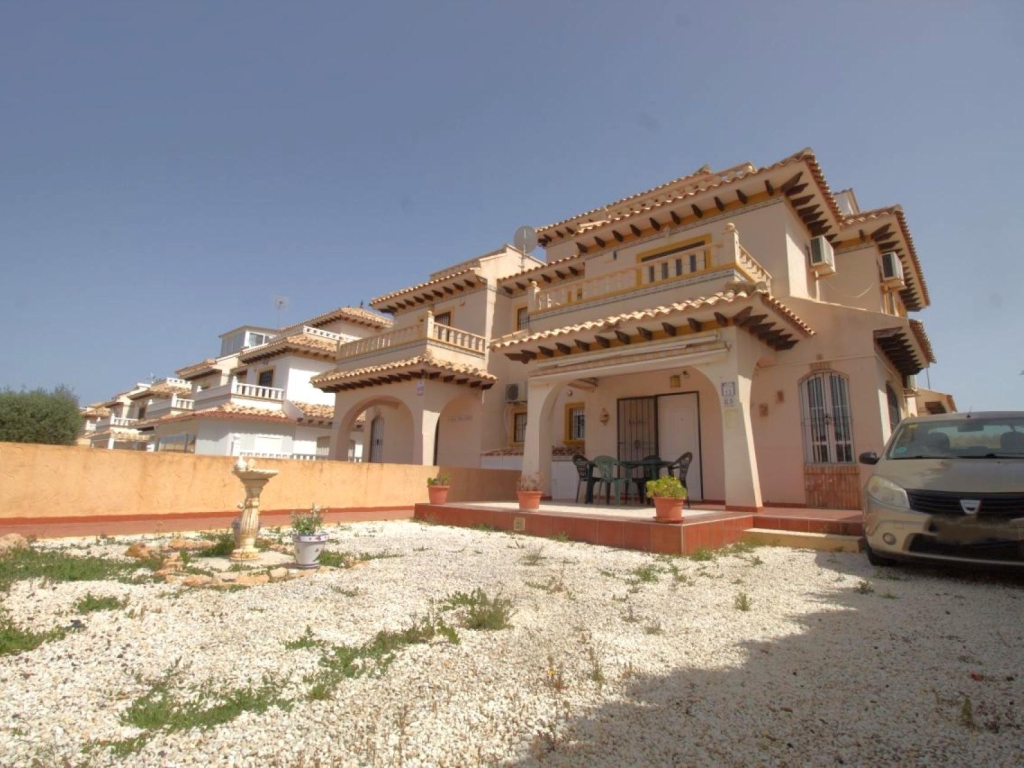 2 Bedroom 2 Bathroom Town House in Lomas de Cabo Roig