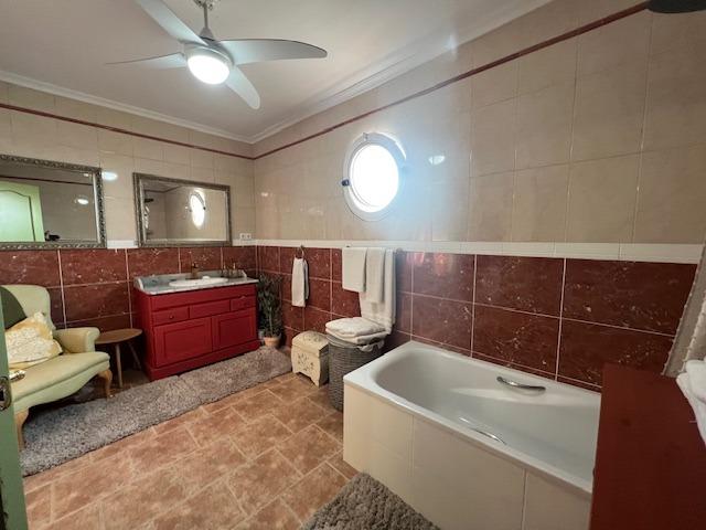 For sale - 3 Bedroom 2 Bathroom Finca in Dolores - Comunidad Valenciana  - Alicante