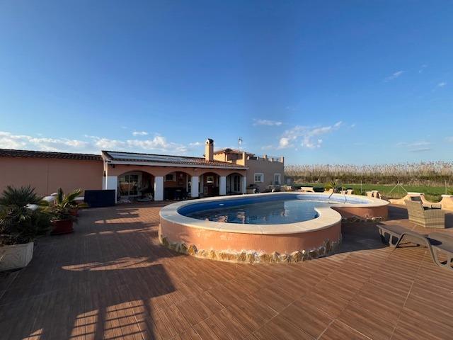 For sale - 3 Bedroom 2 Bathroom Finca in Dolores - Comunidad Valenciana  - Alicante
