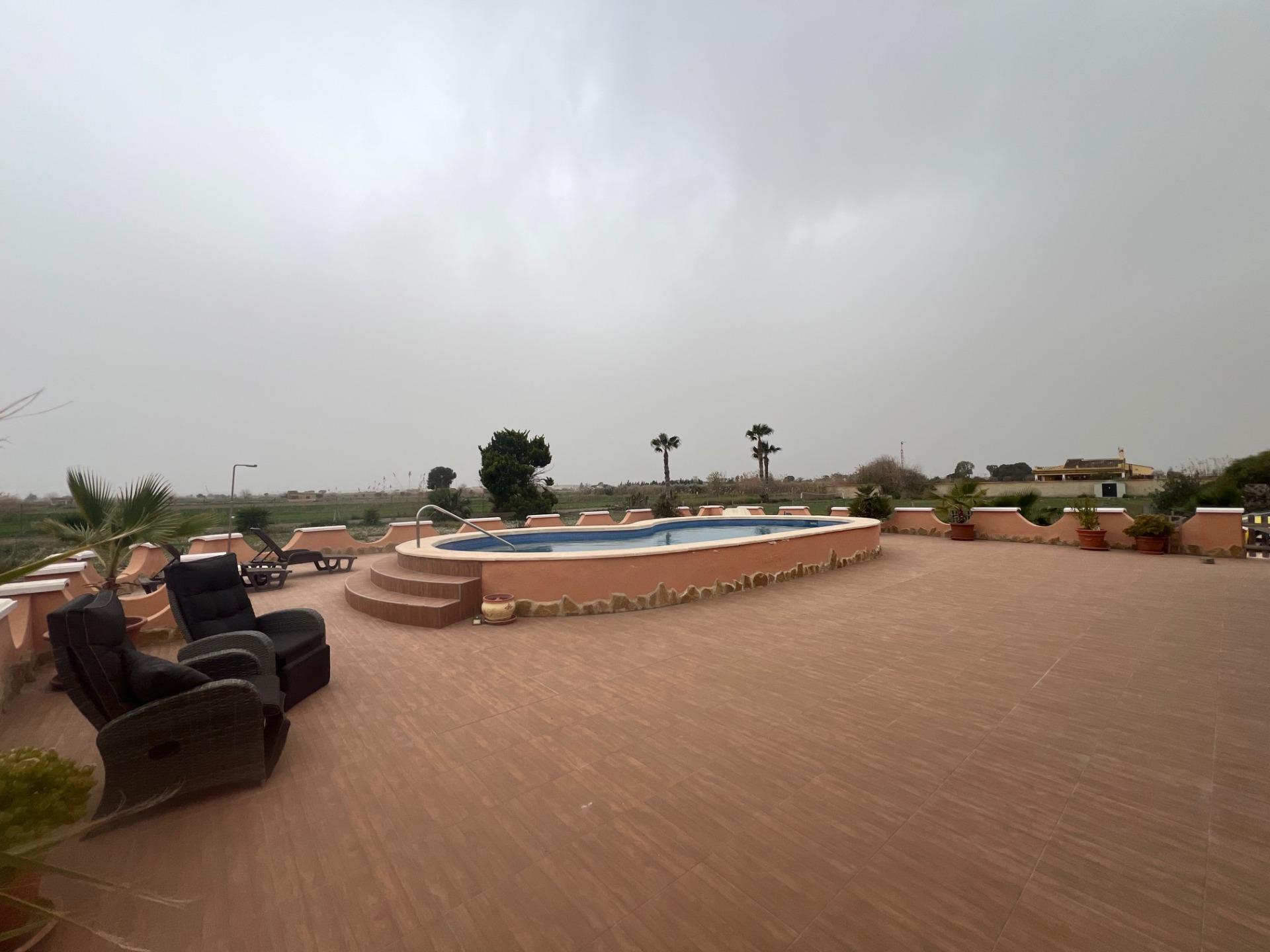 For sale - 3 Bedroom 2 Bathroom Finca in Dolores - Comunidad Valenciana  - Alicante