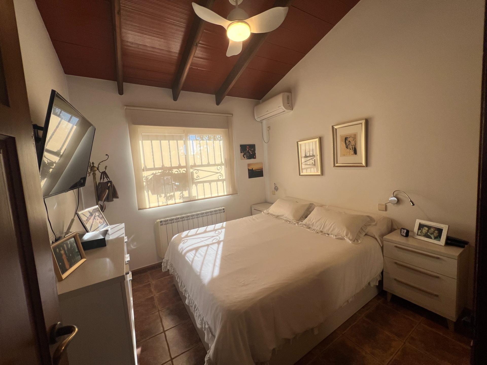 For sale - 4 Bedroom 3 Bathroom Finca in Dolores - Comunidad Valenciana  - Alicante