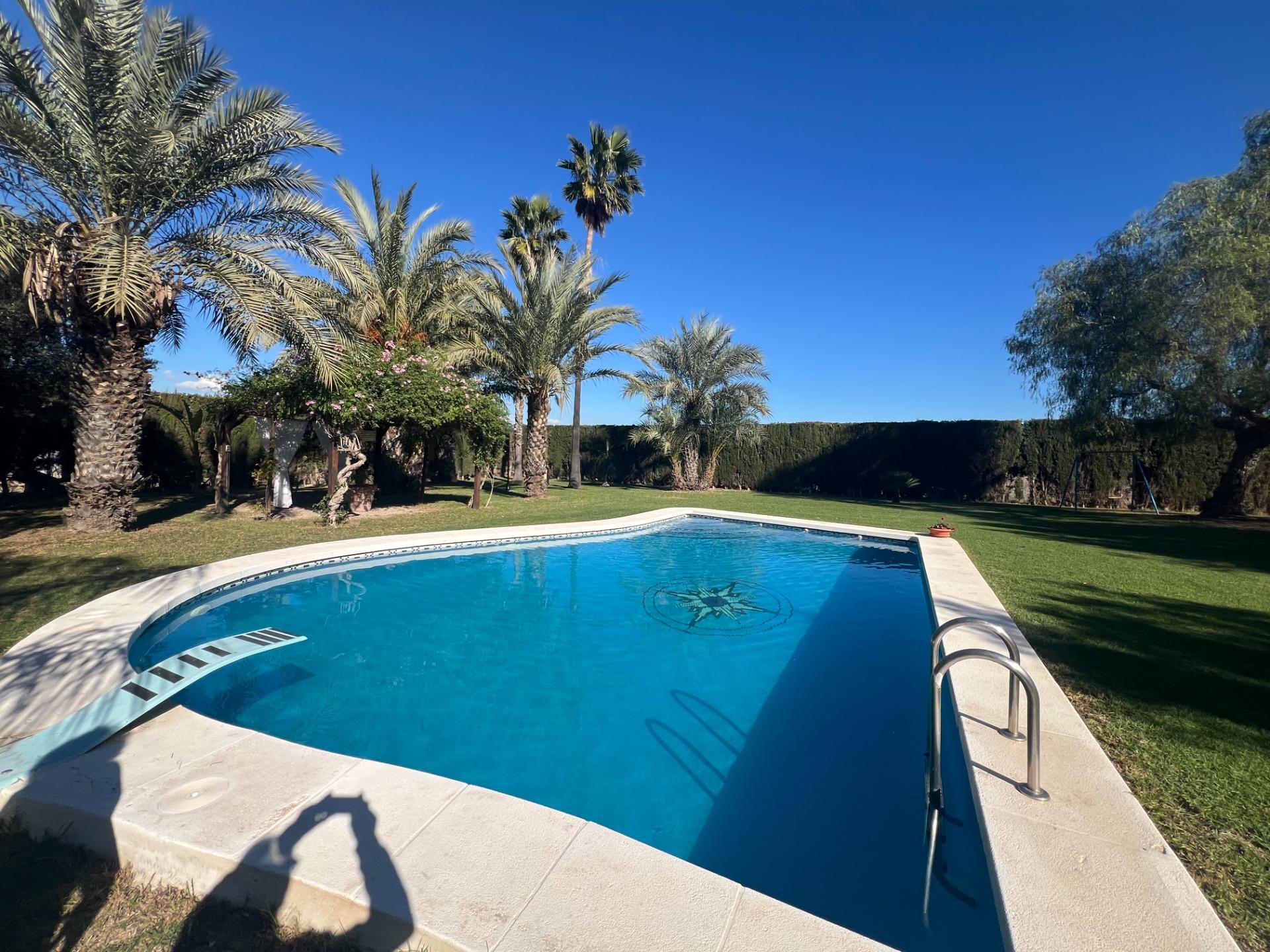 For sale - 4 Bedroom 3 Bathroom Finca in Dolores - Comunidad Valenciana  - Alicante
