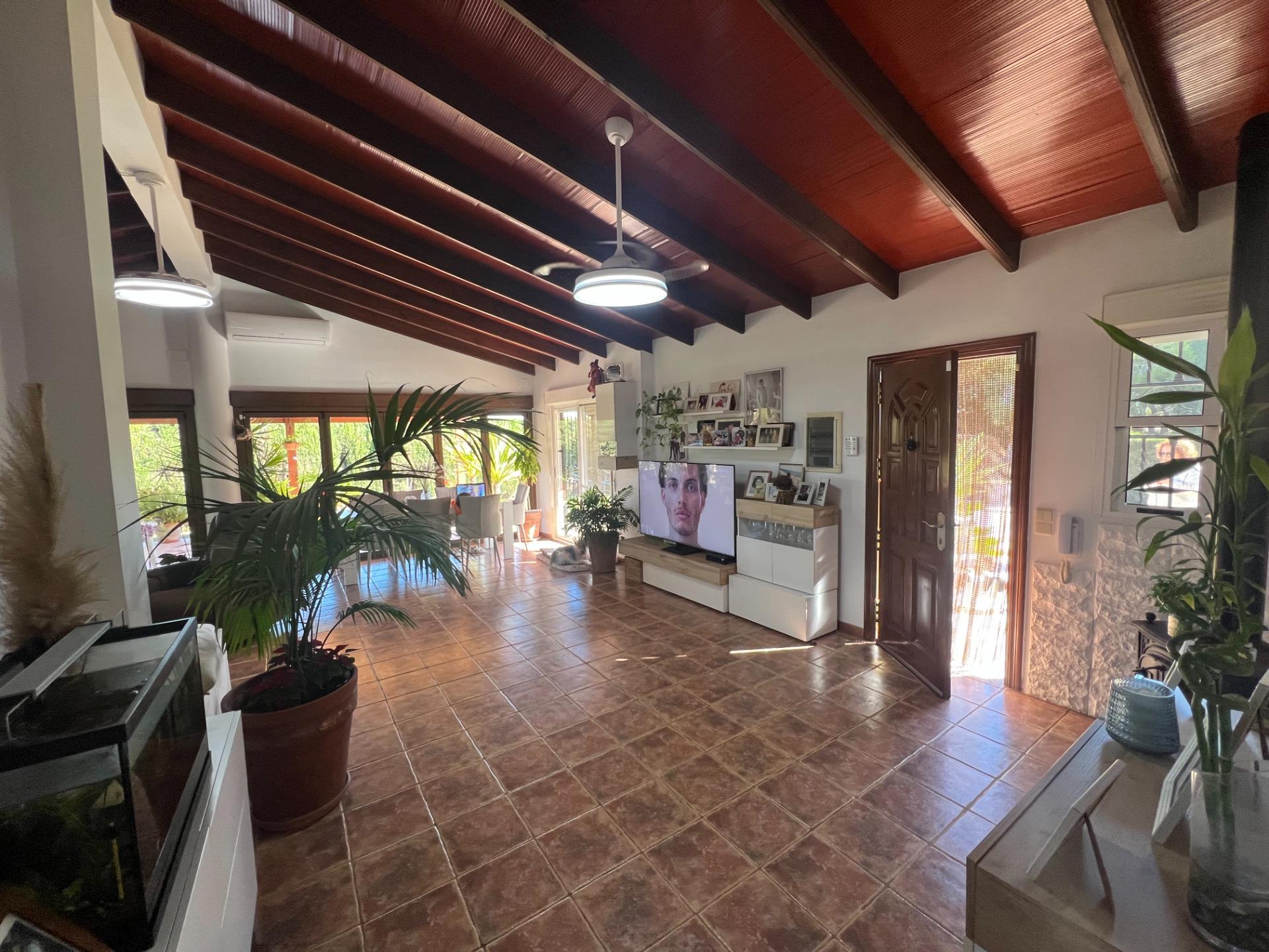 For sale - 4 Bedroom 3 Bathroom Finca in Dolores - Comunidad Valenciana  - Alicante