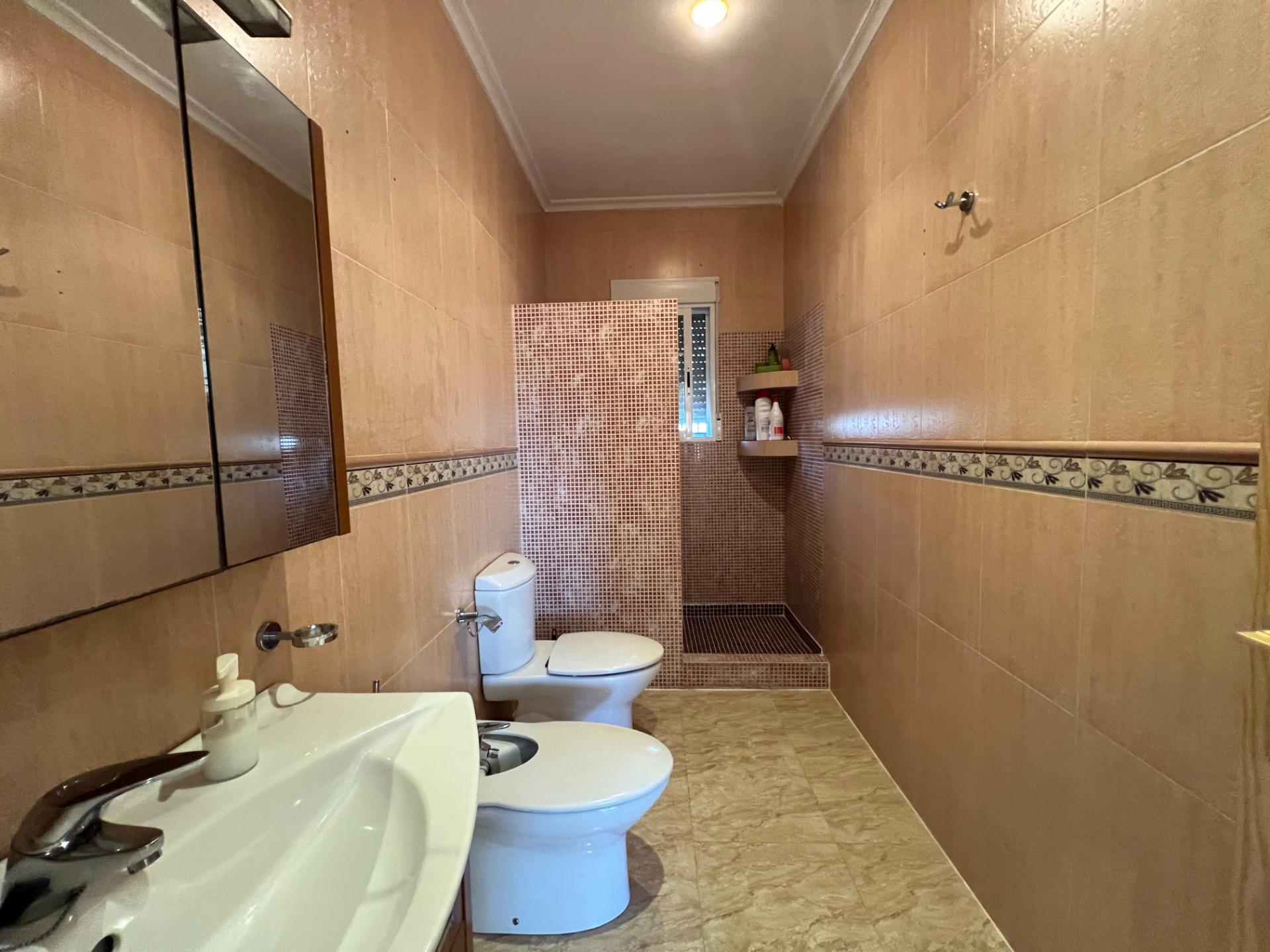 For sale - 3 Bedroom 2 Bathroom Villa in Dolores - Cmno. Escorredor  - Alicante