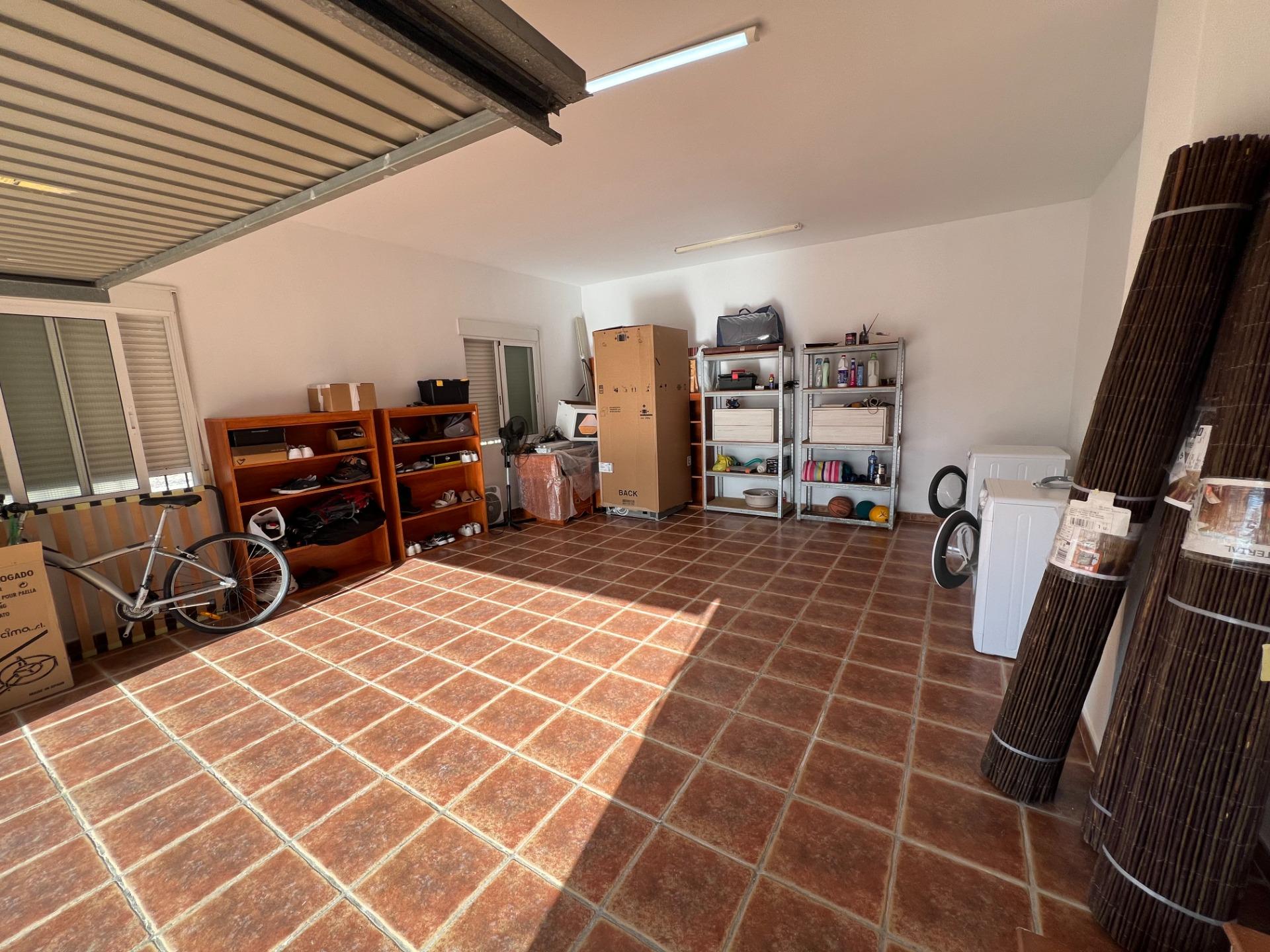 For sale - 3 Bedroom 2 Bathroom Villa in Dolores - Cmno. Escorredor  - Alicante