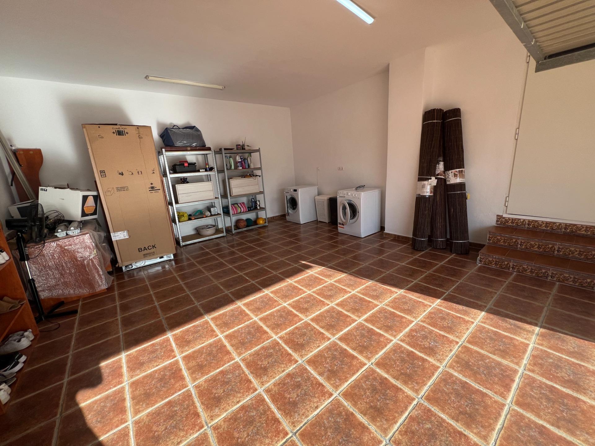 For sale - 3 Bedroom 2 Bathroom Villa in Dolores - Cmno. Escorredor  - Alicante