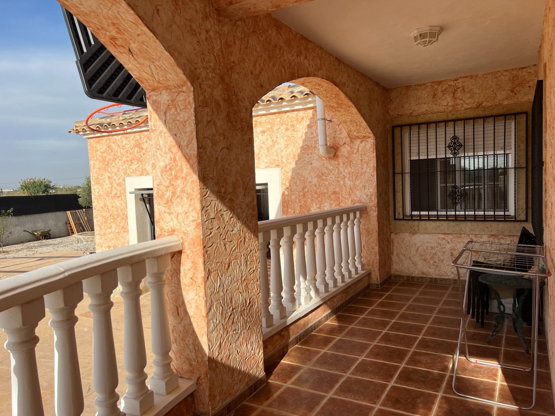 For sale - 3 Bedroom 2 Bathroom Villa in Dolores - Cmno. Escorredor  - Alicante