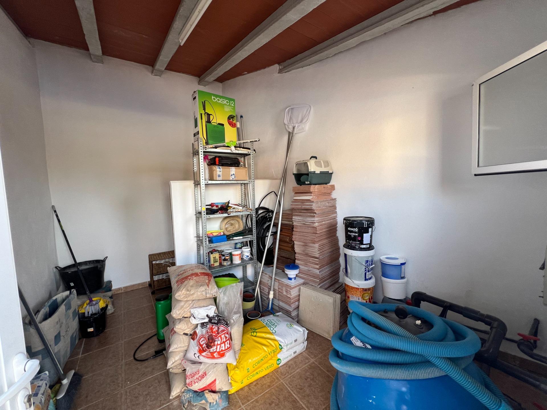 For sale - 3 Bedroom 2 Bathroom Villa in Dolores - Cmno. Escorredor  - Alicante