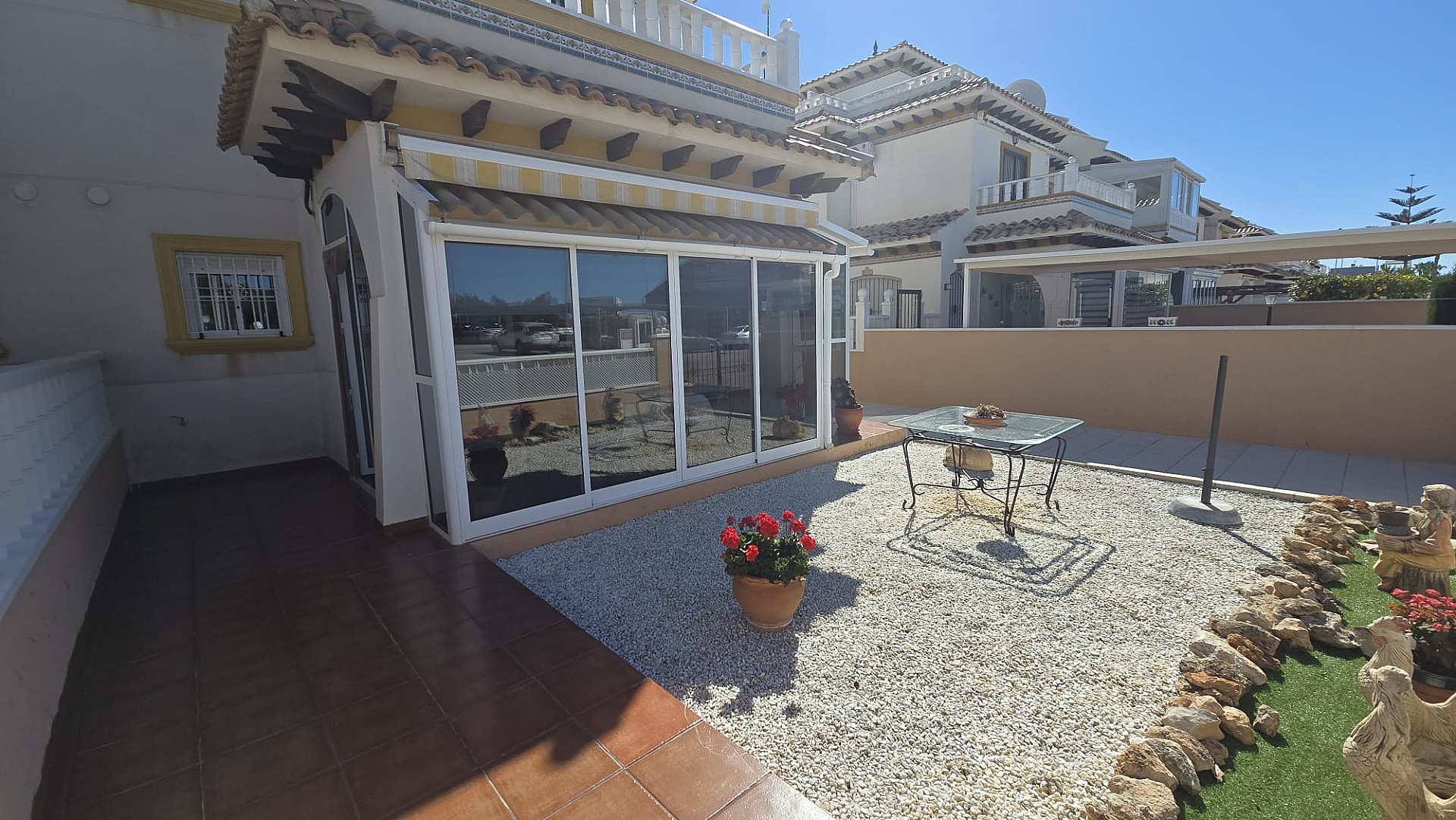 For sale - 2 Bedroom 2 Bathroom Town House in Orihuela Costa - Costa Blanca  - Alicante