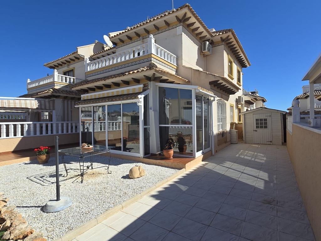 2 Bedroom 2 Bathroom Town House in Orihuela Costa