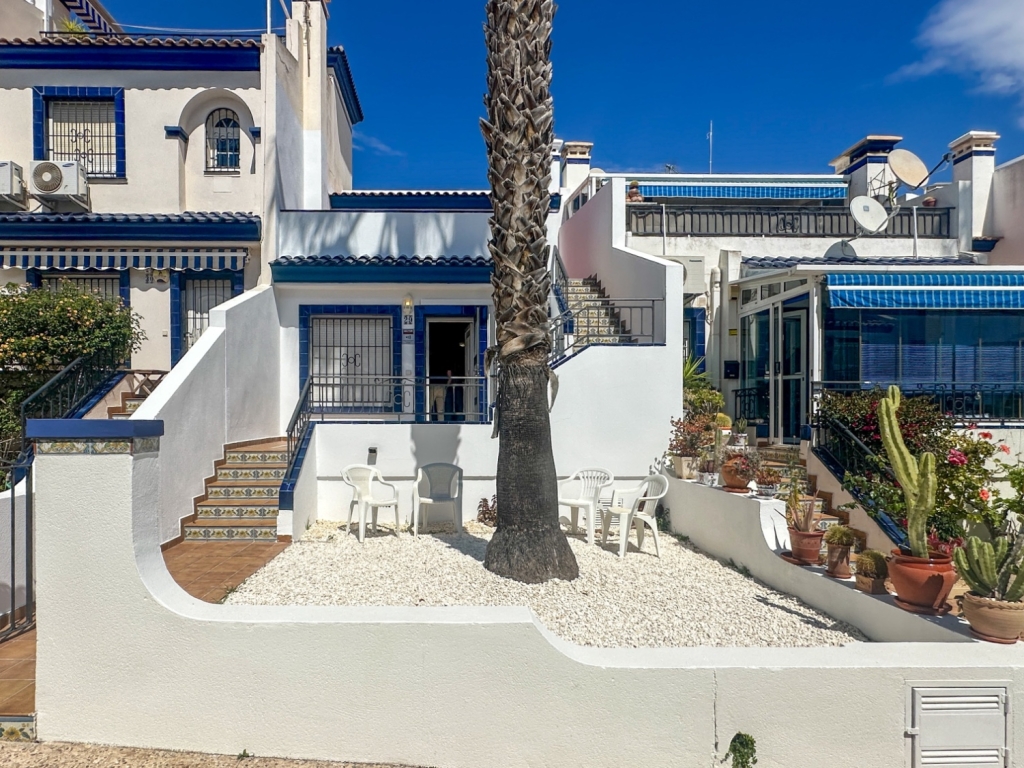 2 Bedroom 1 Bathroom Town House in Orihuela Costa