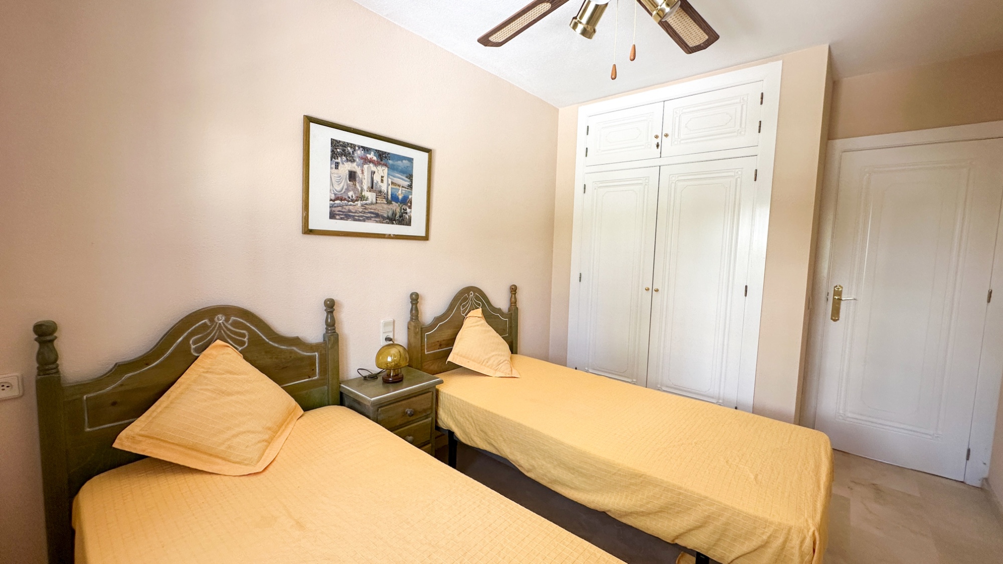 For sale - 2 Bedroom 1 Bathroom Town House in Orihuela Costa - Costa Blanca  - Alicante