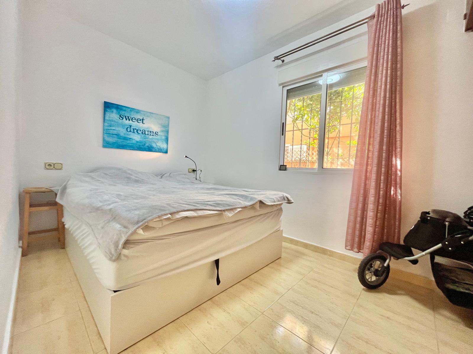 For sale - 3 Bedroom 2 Bathroom Villa in Orihuela Costa - Los Almendros-la Florida  - Alicante