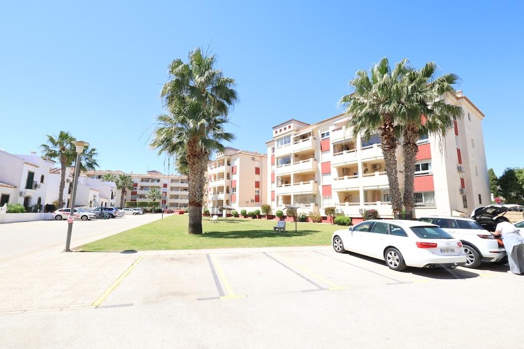 For sale - 2 Bedroom 2 Bathroom Apartment in Orihuela Costa - Playa Flamenca Norte  - Alicante