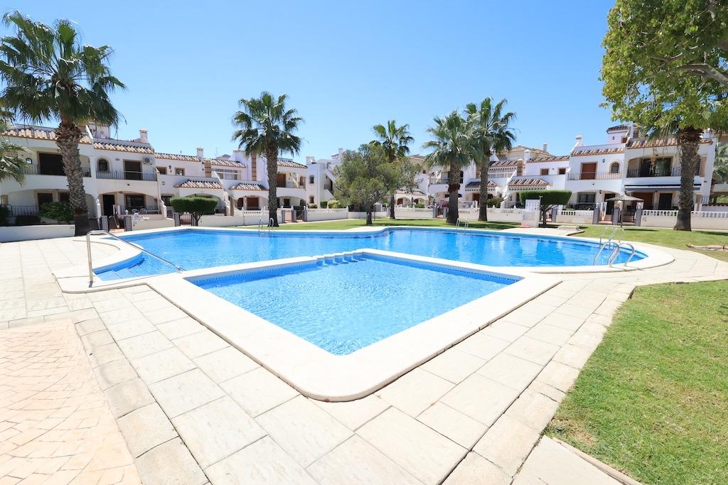 For sale - 2 Bedroom 2 Bathroom Apartment in Orihuela Costa - Playa Flamenca Norte  - Alicante